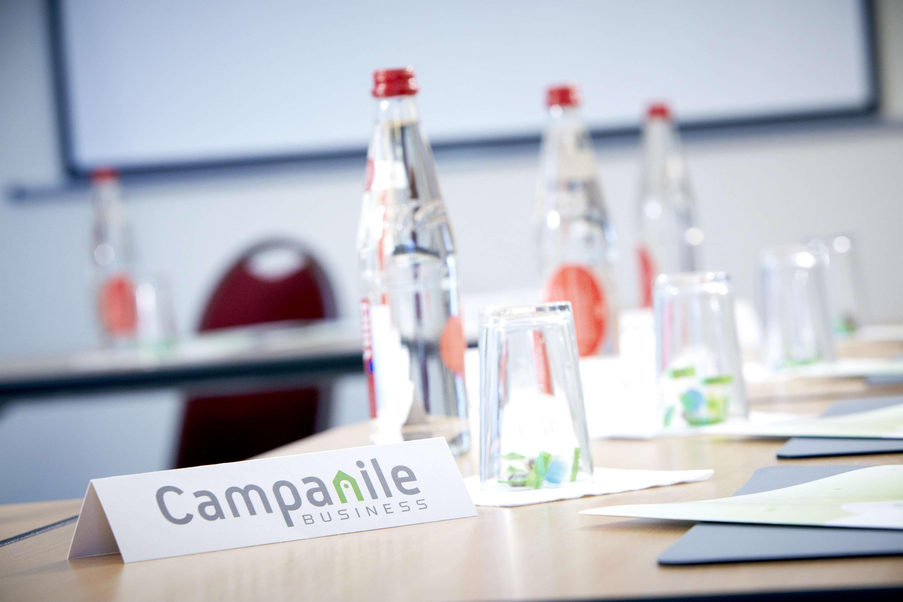 Campanile Grenoble Nord - Saint-Egreve Hotel Bagian luar foto