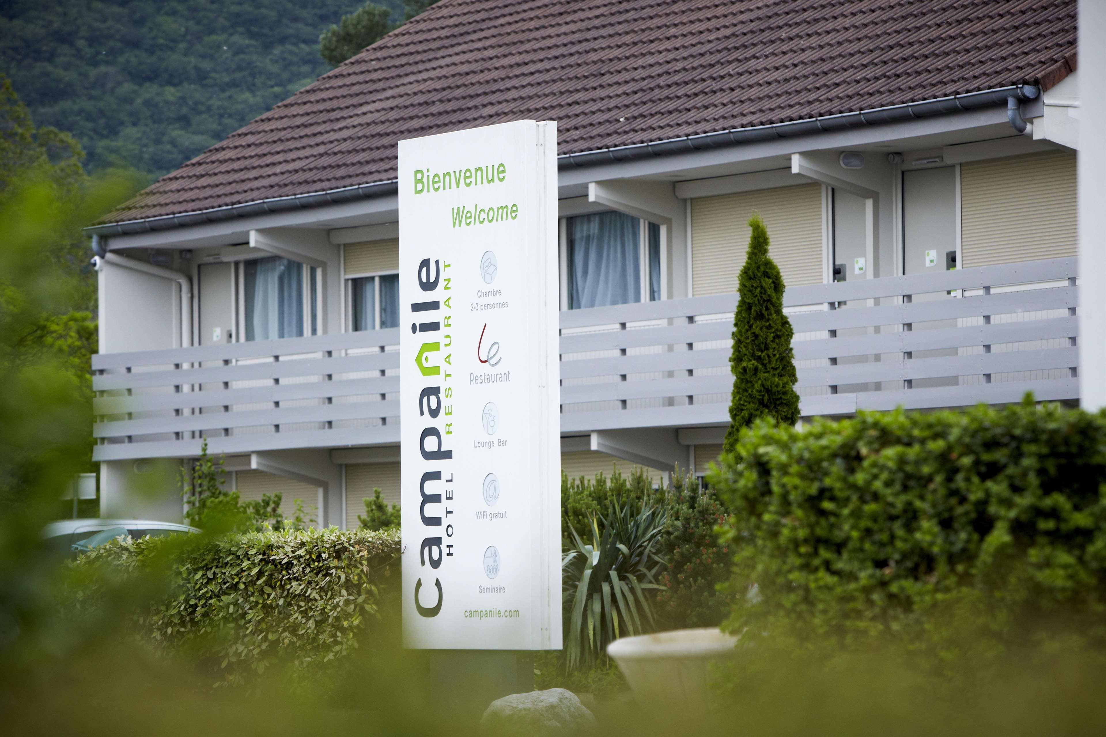 Campanile Grenoble Nord - Saint-Egreve Hotel Bagian luar foto